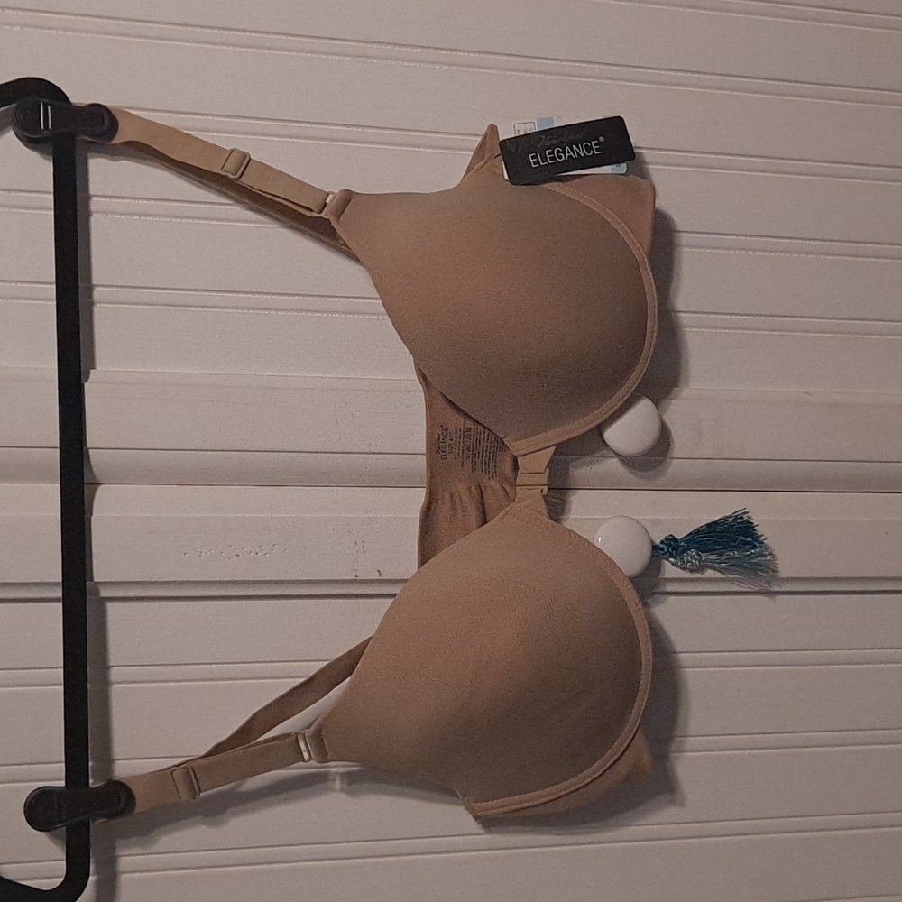 New York Elegance Black Label front enclosed bra